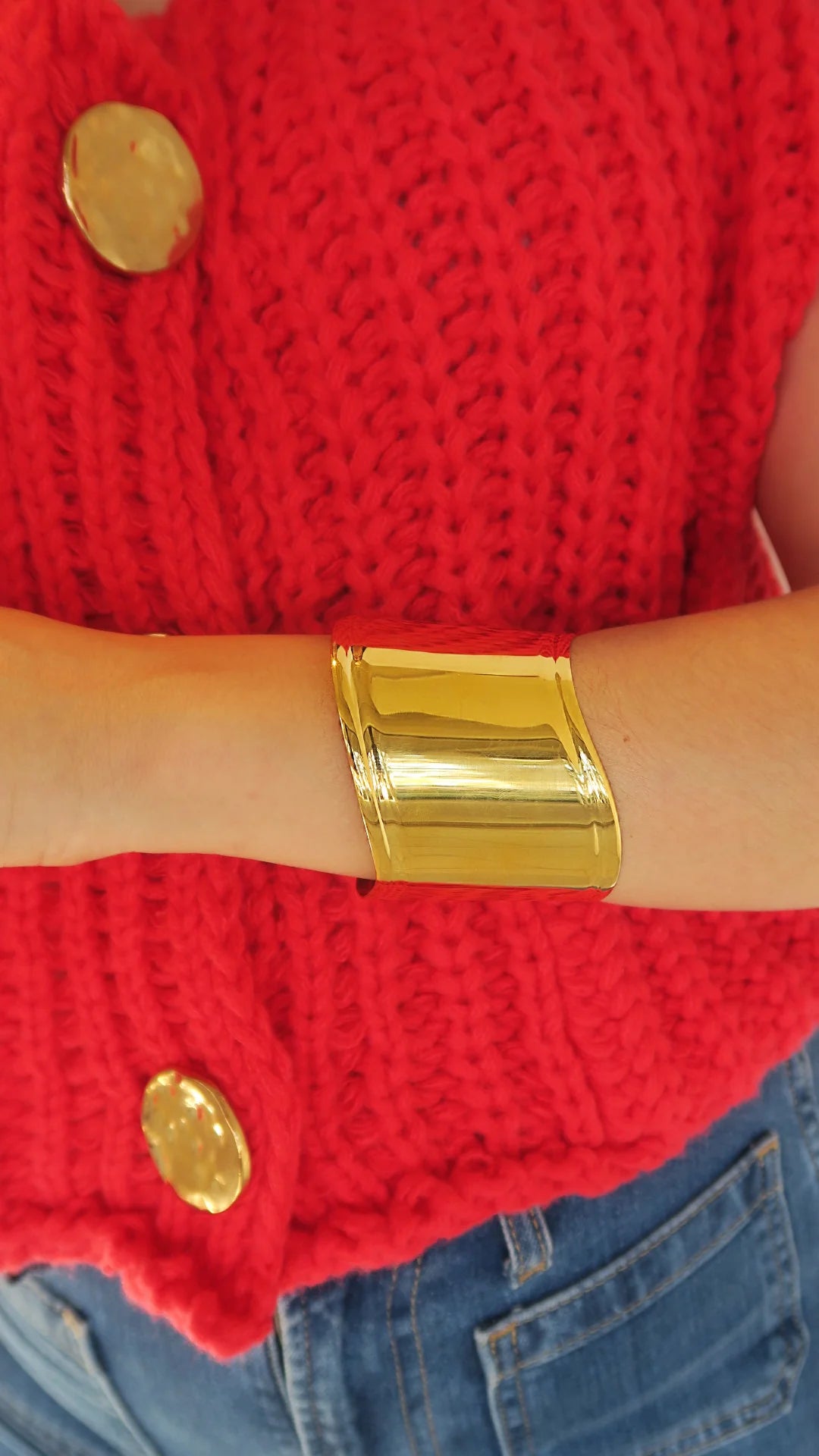 Antonia_Cuff_Accessory_Conierge_2