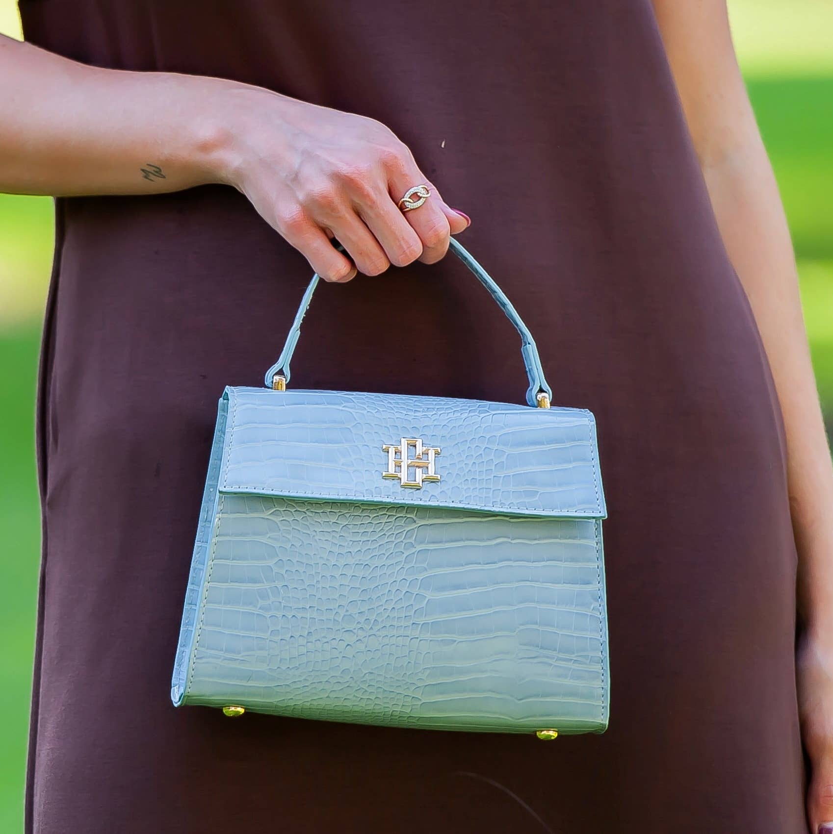 Vivienne_Handbag_Baby_Blue_Embossed_Croc_Caroline_Hill_P39585-BABY BLUE EC_2