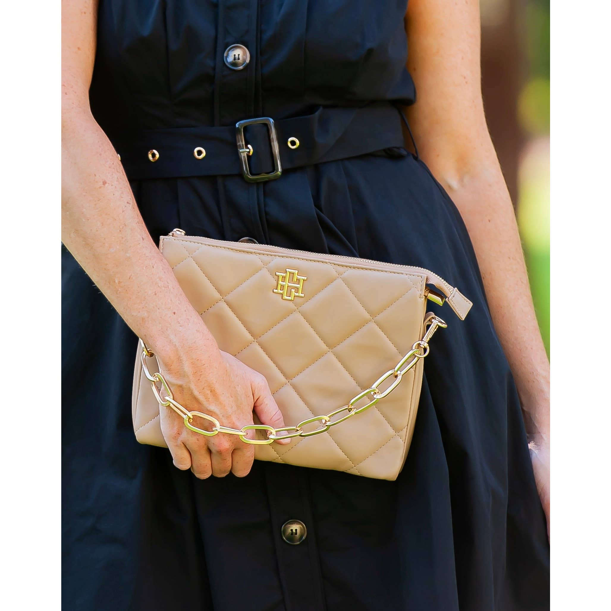 ariana-crossbody-latte-ld_Caroline_Hill_P34519-LATTELD_4